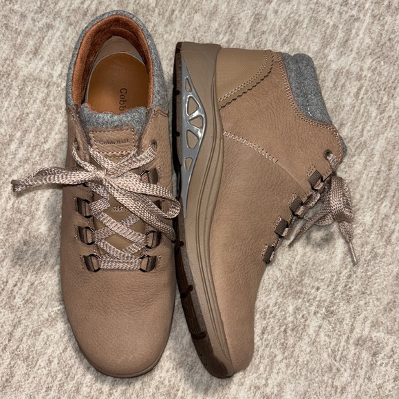 New Cobb Hill Women's 8.5 8 1/2 Hiker Pyper Brown hydro shield waterproof - Picture 1 of 8